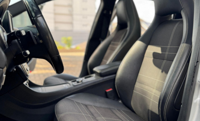 Mercedes-Benz GLA 200 Vision 1.6/1.6 TB 16V Flex Aut. 2015 Flex-6