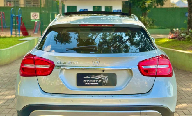 Mercedes-Benz GLA 200 Vision 1.6/1.6 TB 16V Flex Aut. 2015 Flex-12