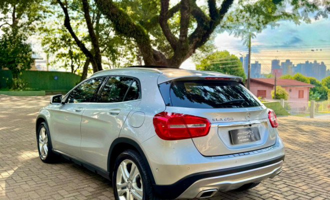 Mercedes-Benz GLA 200 Vision 1.6/1.6 TB 16V Flex Aut. 2015 Flex-9