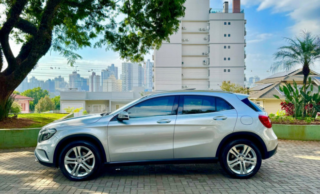 Mercedes-Benz GLA 200 Vision 1.6/1.6 TB 16V Flex Aut. 2015 Flex-11