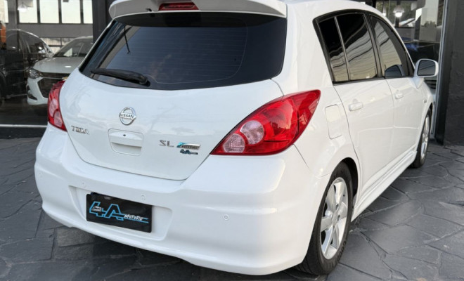 Nissan TIIDA SL 1.8/1.8 Flex 16V Aut. 2012 Flex-11