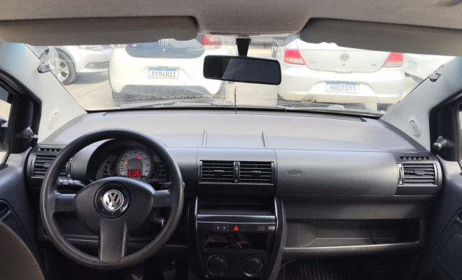 VW - VolksWagen Fox City 1.0 Mi/ 1.0Mi Total Flex 8V 5p 2009 Flex-4