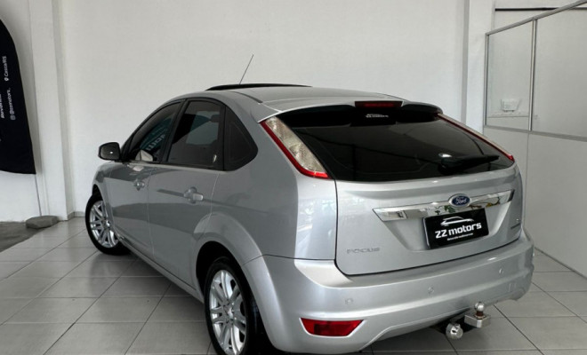 Ford Focus Ghia  2.0 16V Flex 5p Aut 2009-5