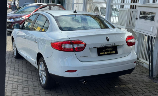Renault FLUENCE Sed. Dynamique 2.0 16V FLEX Aut. 2016 Flex-4