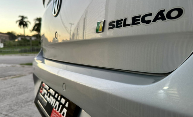 VW VOYAGE SELEÇÃO 1.0 Mi Total Flex - 2014-5