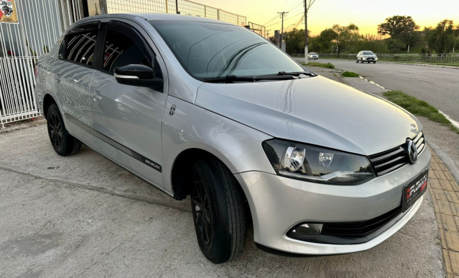 VW VOYAGE SELEÇÃO 1.0 Mi Total Flex - 2014-0