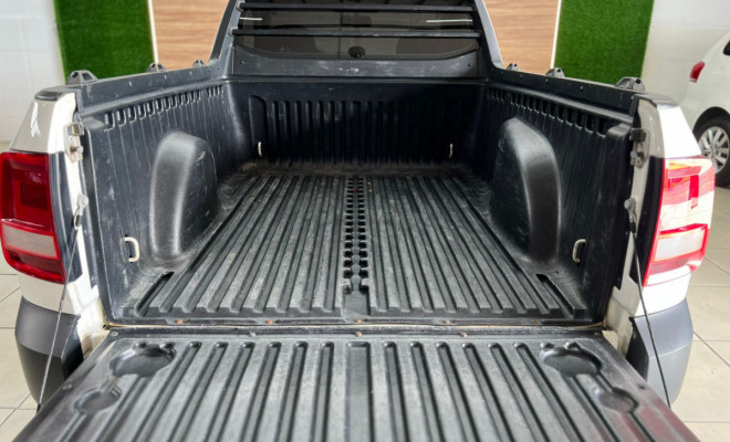 VW - VolksWagen Saveiro Robust 1.6 Total Flex 8V 2022 Flex-8