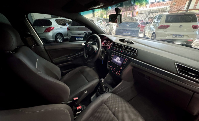 VW - VolksWagen Gol TRACK 1.0 Total Flex 12V 5p 2018 Flex-8