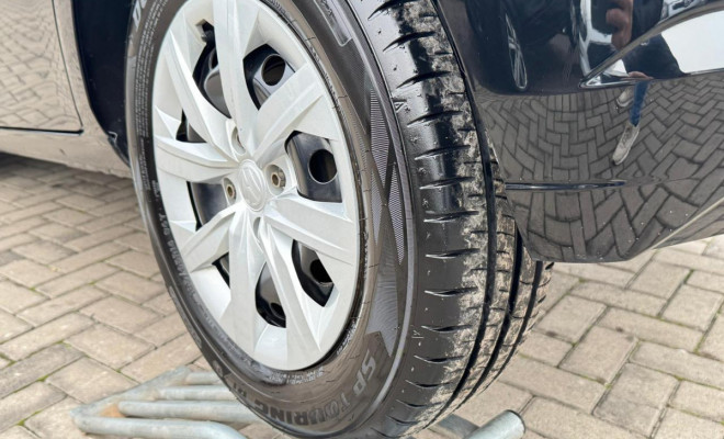 VW - VolksWagen Gol 1.0 Flex 12V 5p 2023 Flex-13