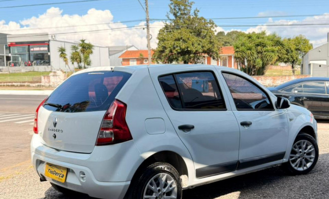 Renault SANDERO Expression Hi-Flex 1.6 8V 5p 2013 Flex-4