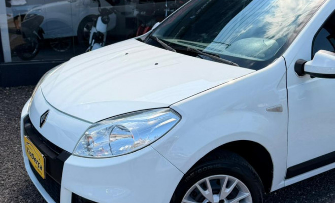 Renault SANDERO Expression Hi-Flex 1.6 8V 5p 2013 Flex-3