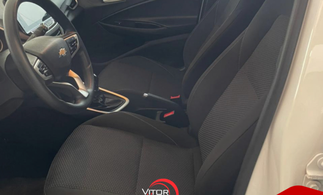 GM - Chevrolet ONIX SEDAN Plus LT 1.0 12V Flex 4p Mec. 2023 Flex-4