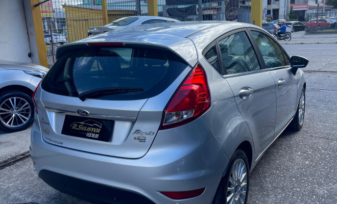 New Fiesta TITANIUM 1.6 16V Flex Aut. 2015-4