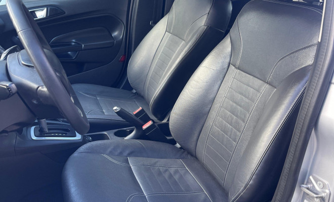 New Fiesta TITANIUM 1.6 16V Flex Aut. 2015-6
