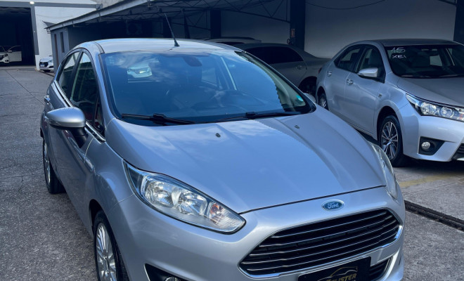 New Fiesta TITANIUM 1.6 16V Flex Aut. 2015-1