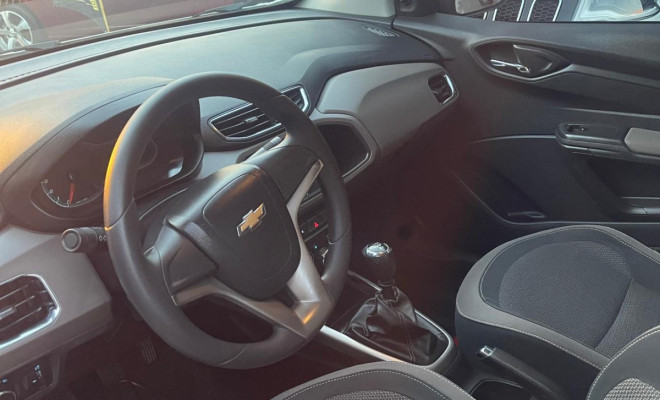 Chevrolet PRISMA Sed. LT 1.4 8V FlexPower 4p 2015-6