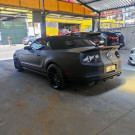 Ford Mustang GT V8 Conversível 2010 Gasolina-2