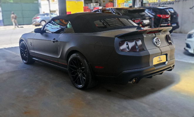 Ford Mustang GT V8 Conversível 2010 Gasolina-2
