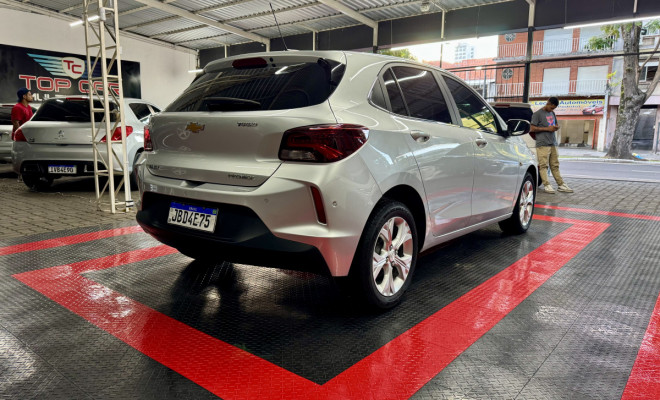 GM - Chevrolet ONIX HATCH PREM. 1.0 12V TB Flex 5p Aut. 2022 Flex-5