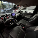 GM - Chevrolet ONIX HATCH PREM. 1.0 12V TB Flex 5p Aut. 2022 Flex-6
