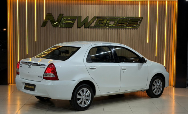 Toyota ETIOS XLS Sedan 1.5 Flex 16V 4p Aut. 2017 Flex-0