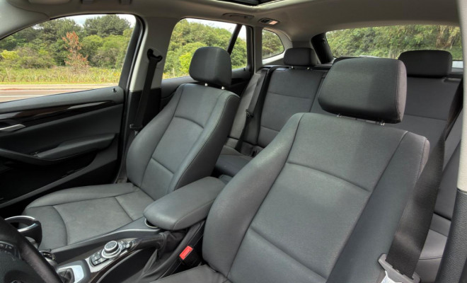 BMW X1 SDRIVE 20i 2.0/2.0 TB Acti.Flex Aut. 2014 Flex-3