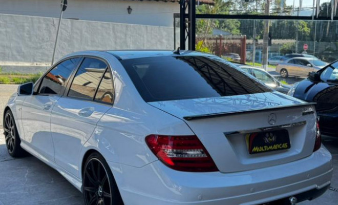Mercedes-Benz C-180 CGI Sport 1.6 TB 16V 156cv Aut. 2013 Gasolina-4