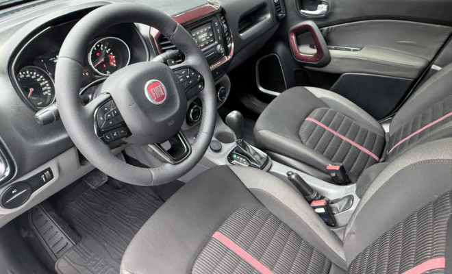 Fiat Toro Freedom Road 2.4 16V Flex Aut. 2018 Flex-4