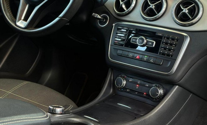 Mercedes-Benz GLA 200 Advance 1.6/1.6 TB 16V Flex Aut. 2015 Flex-10