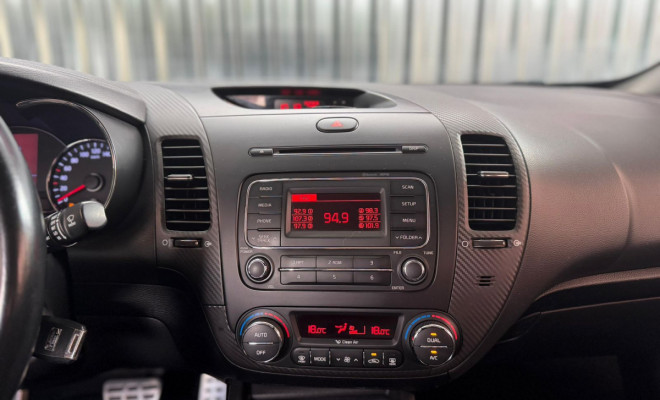 Kia Motors Cerato 1.6 16V  Flex  Aut. 2015 Flex-8