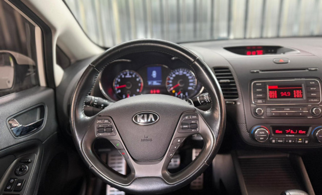 Kia Motors Cerato 1.6 16V  Flex  Aut. 2015 Flex-9