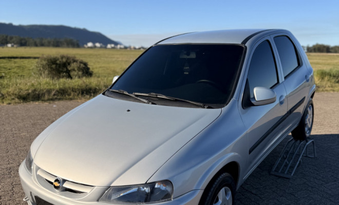 GM - Chevrolet Celta 1.4/ Super/ Energy 1.4 8V 85cv 5p 2004 Gasolina-3