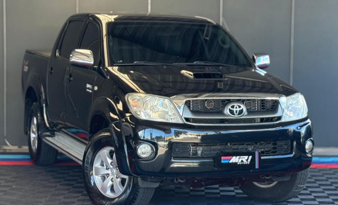 Toyota Hilux CD SRV D4-D 4x4 3.0 TDI Diesel Aut 2011 Diesel