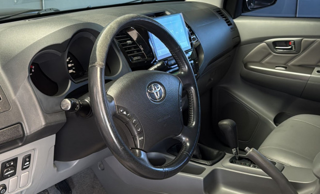 Toyota Hilux CD SRV D4-D 4x4 3.0 TDI Diesel Aut 2011 Diesel-0