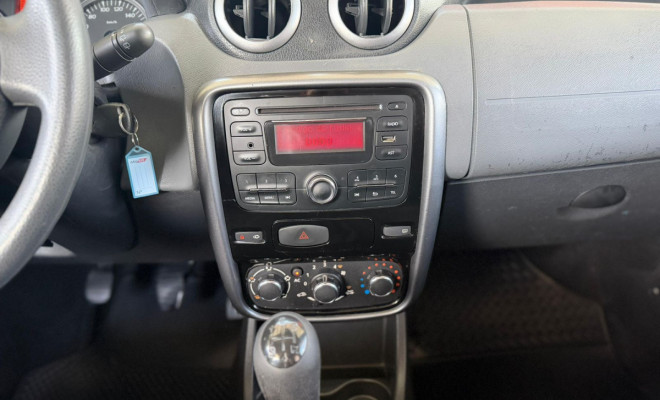 Renault DUSTER TECHROAD 4X4 2.0 16V Mec. 2015 Flex-10