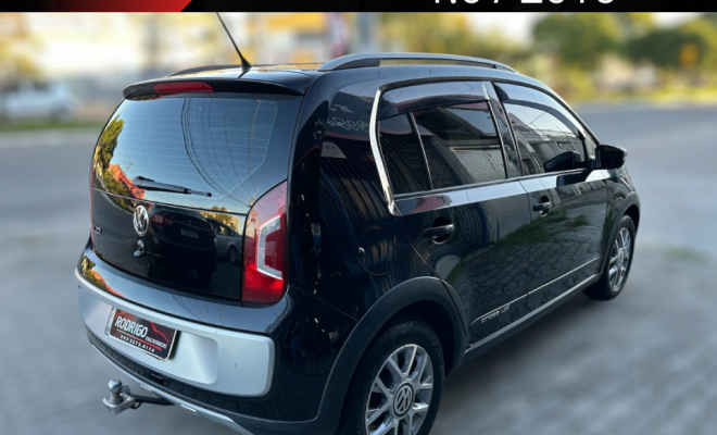 VW - VolksWagen up! cross 1.0 T. Flex 12V 5p 2016 Flex-1