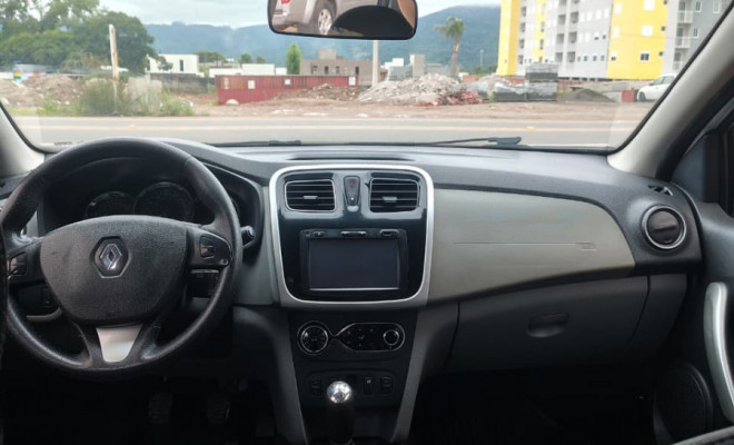 Renault LOGAN Dynamique Hi-Flex 1.6 8V 4p 2015 Flex-8