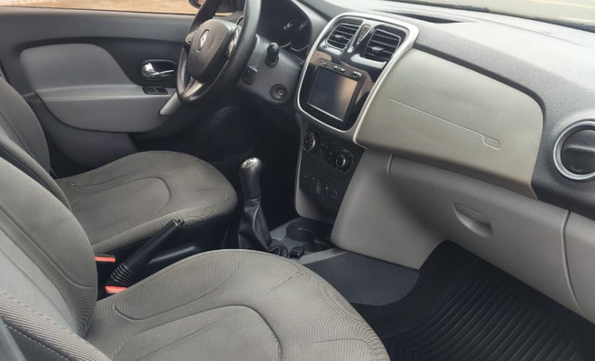 Renault LOGAN Dynamique Hi-Flex 1.6 8V 4p 2015 Flex-10