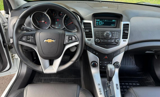 GM - Chevrolet CRUZE LT 1.8 16V FlexPower 4p Aut. 2014 Flex-22
