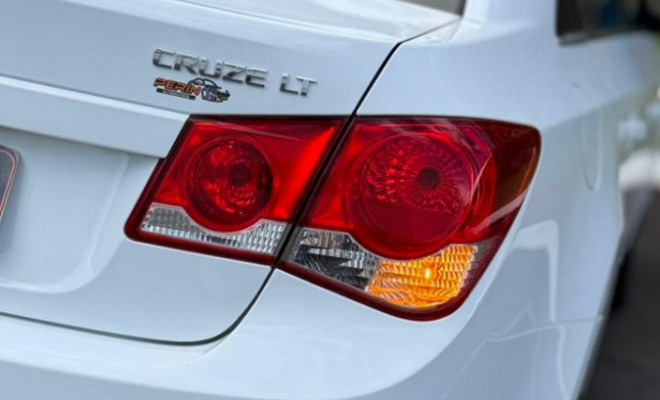 GM - Chevrolet CRUZE LT 1.8 16V FlexPower 4p Aut. 2014 Flex-10