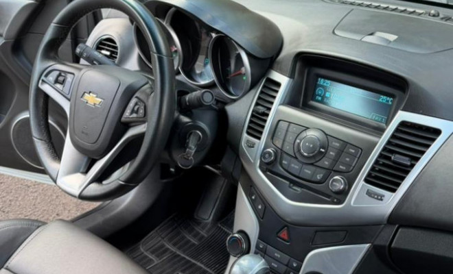 GM - Chevrolet CRUZE LT 1.8 16V FlexPower 4p Aut. 2014 Flex-18