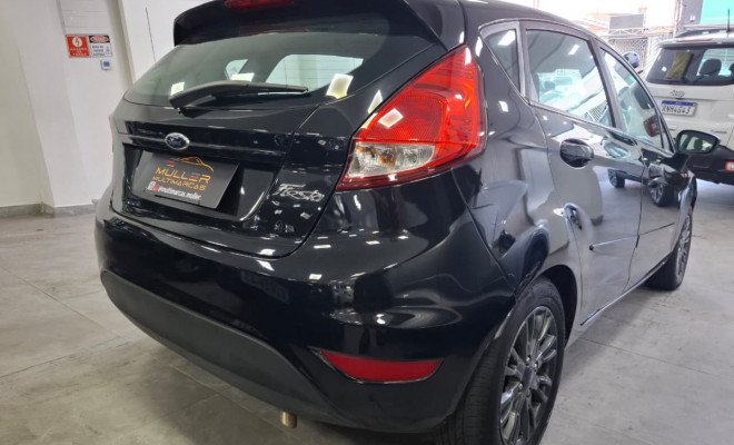 Ford Fiesta 1.5 16V Flex Mec. 5p 2015 Flex-2