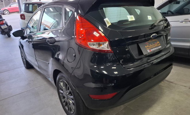 Ford Fiesta 1.5 16V Flex Mec. 5p 2015 Flex-4