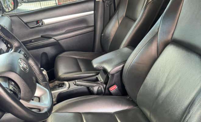 Toyota Hilux CD SRV 4x4 2.8 TDI Diesel Aut. 2020 Diesel-5