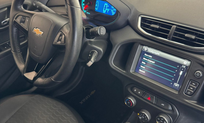 GM - Chevrolet ONIX HATCH LTZ 1.4 8V FlexPower 5p Aut. 2018 Flex-7