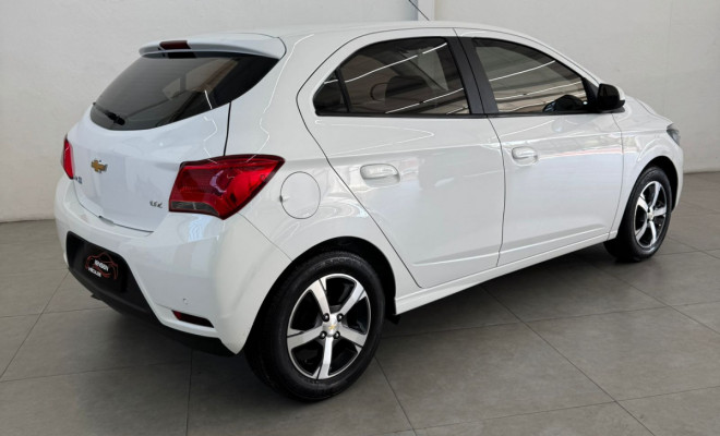 GM - Chevrolet ONIX HATCH LTZ 1.4 8V FlexPower 5p Aut. 2018 Flex-4