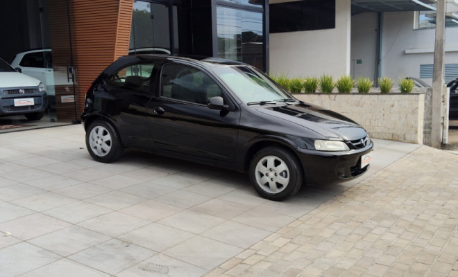 GM - Chevrolet Celta 1.0/Super/N.Piq.1.0 MPFi VHC 8V 3p 2003 Gasolina