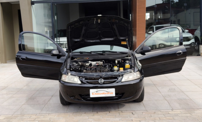 GM - Chevrolet Celta 1.0/Super/N.Piq.1.0 MPFi VHC 8V 3p 2003 Gasolina-5