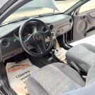 GM - Chevrolet Celta 1.0/Super/N.Piq.1.0 MPFi VHC 8V 3p 2003 Gasolina-9