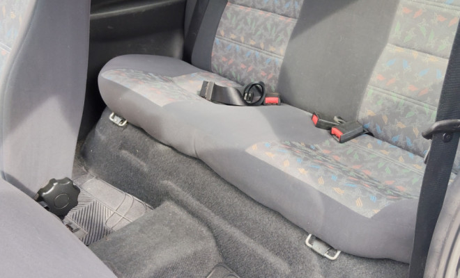 GM - Chevrolet Celta 1.0/Super/N.Piq.1.0 MPFi VHC 8V 3p 2003 Gasolina-11